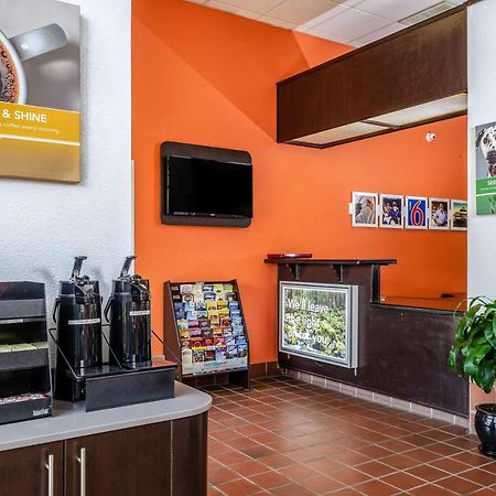 Motel 6 Oakdale, Ca Dış mekan fotoğraf