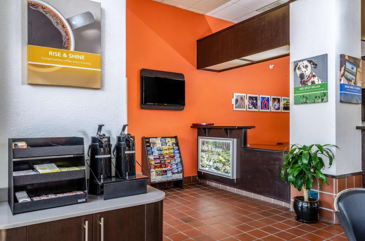 Motel 6 Oakdale, Ca Dış mekan fotoğraf
