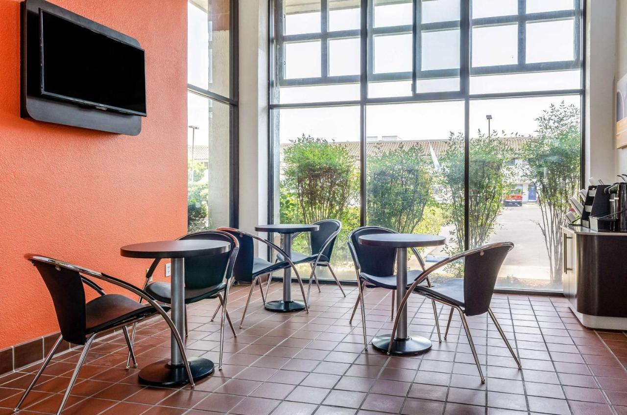 Motel 6 Oakdale, Ca Dış mekan fotoğraf