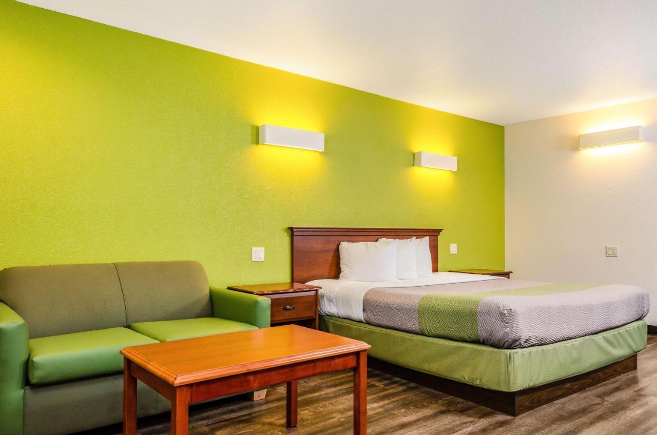 Motel 6 Oakdale, Ca Dış mekan fotoğraf