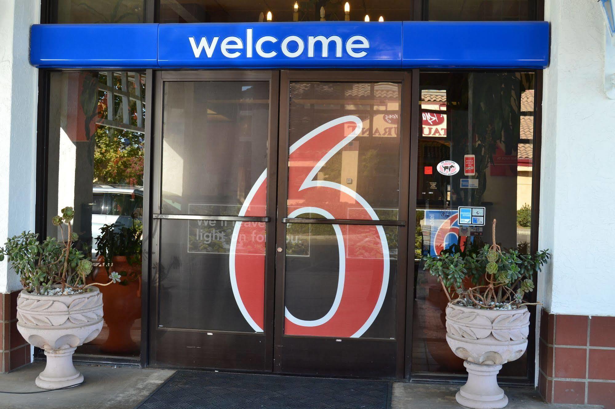 Motel 6 Oakdale, Ca Dış mekan fotoğraf