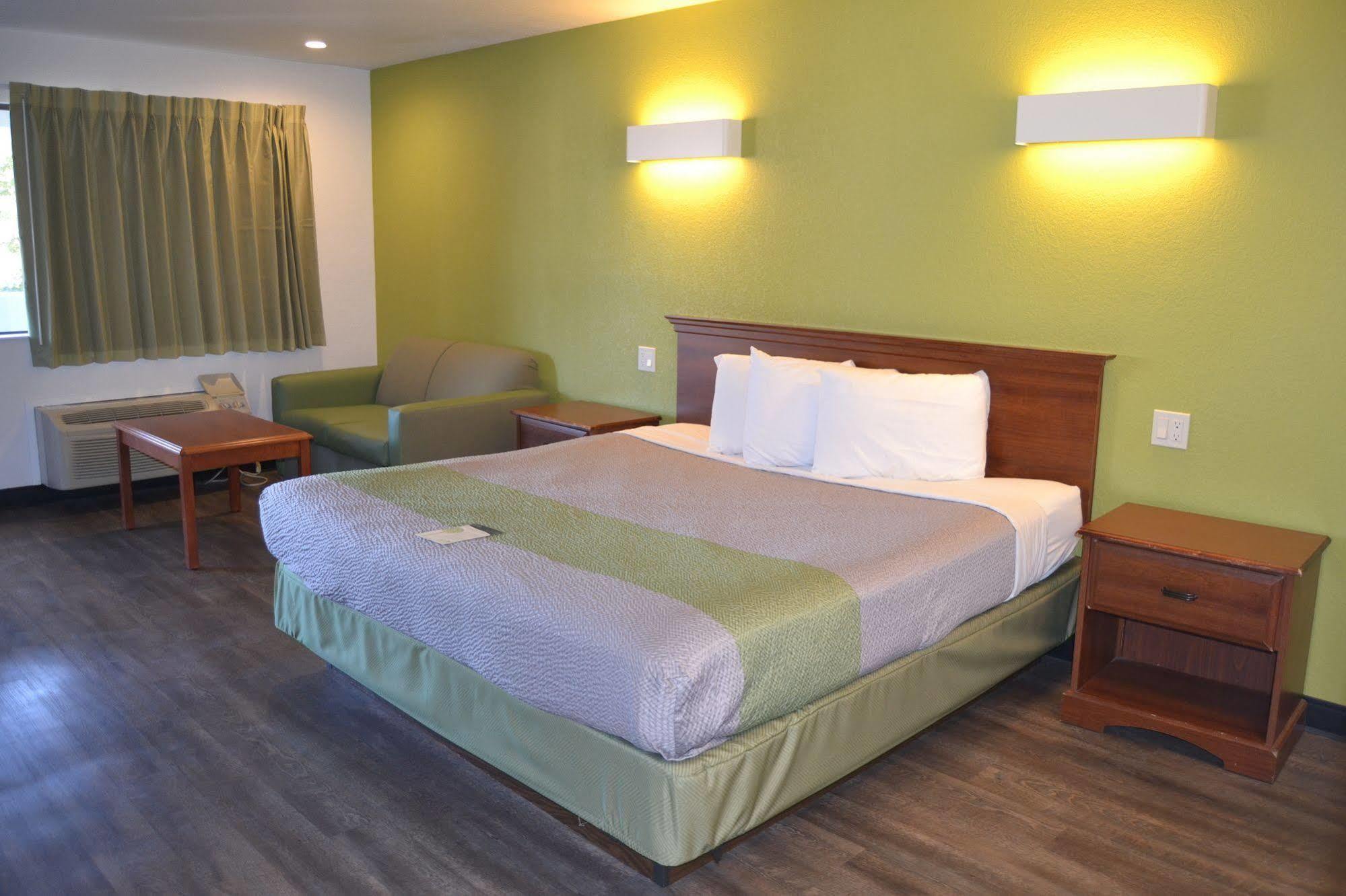 Motel 6 Oakdale, Ca Dış mekan fotoğraf