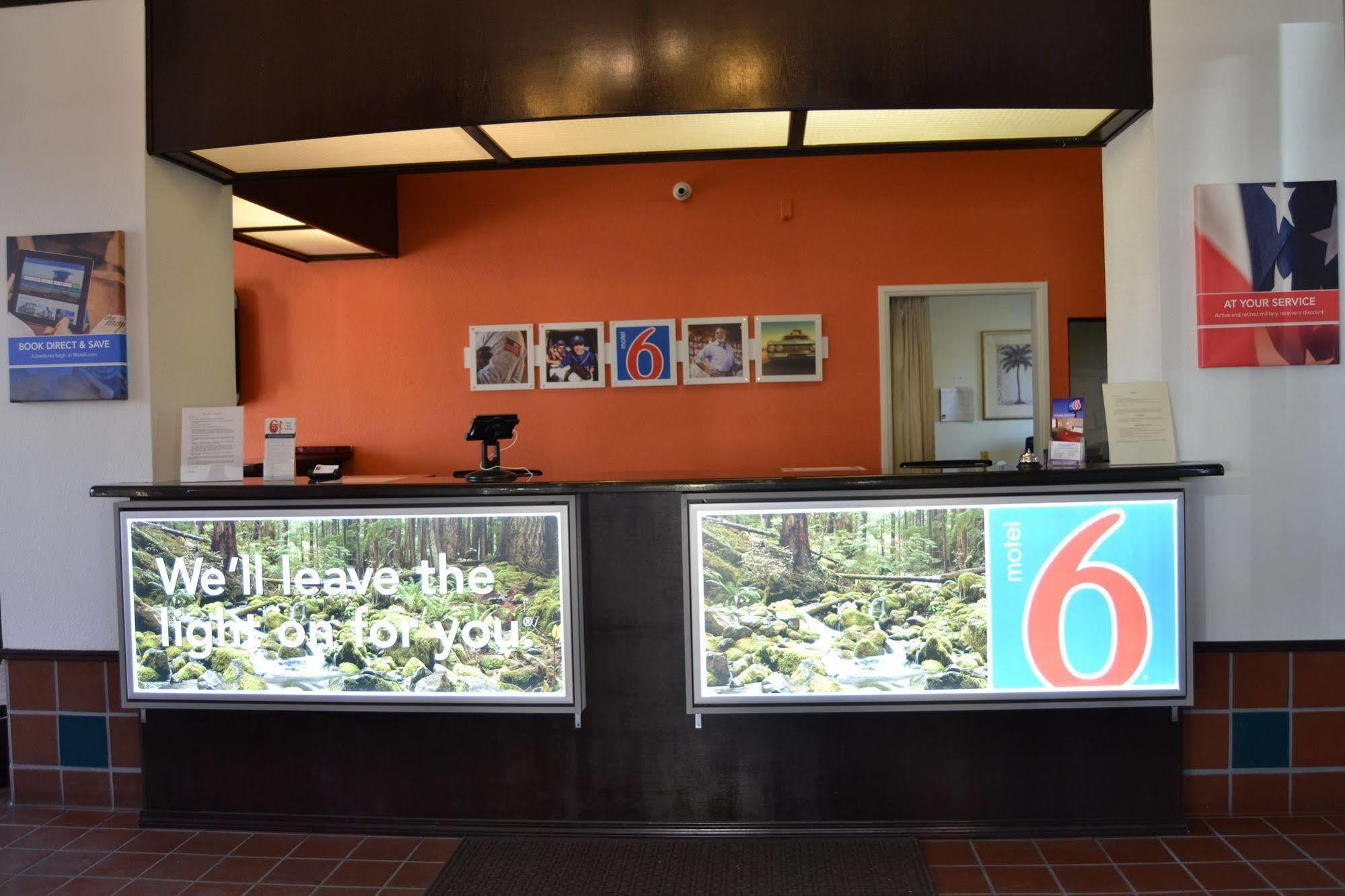 Motel 6 Oakdale, Ca Dış mekan fotoğraf